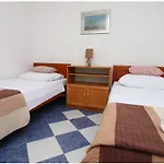 Elvis Apartamento