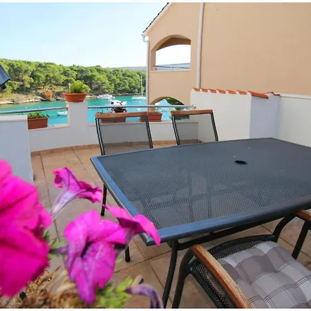 Elvis Apartmán *