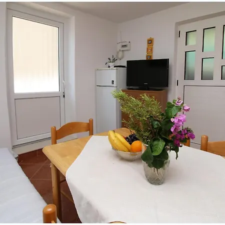 Elvis Apartment *