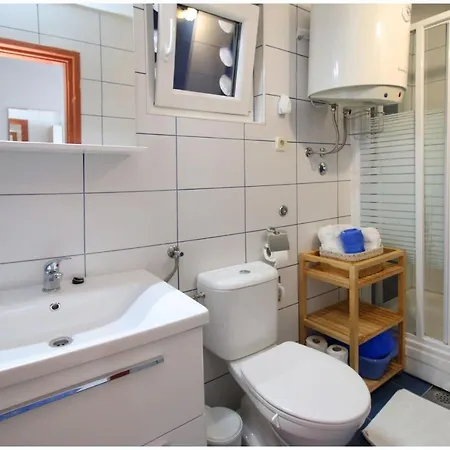 Apartment Elvis Primosten