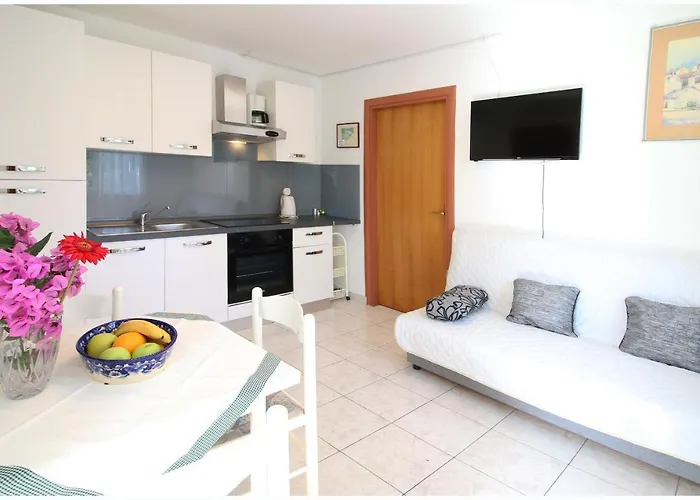 Apartment Elvis Primosten