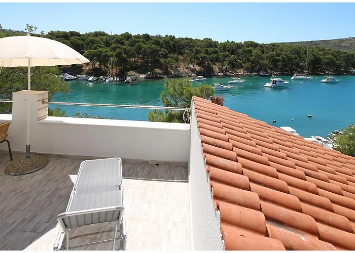 Elvis Apartment Primosten