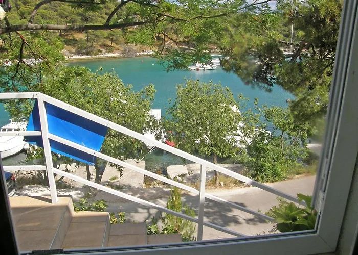 Elvis Apartment Primosten